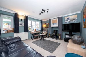 Sitting room- click for photo gallery